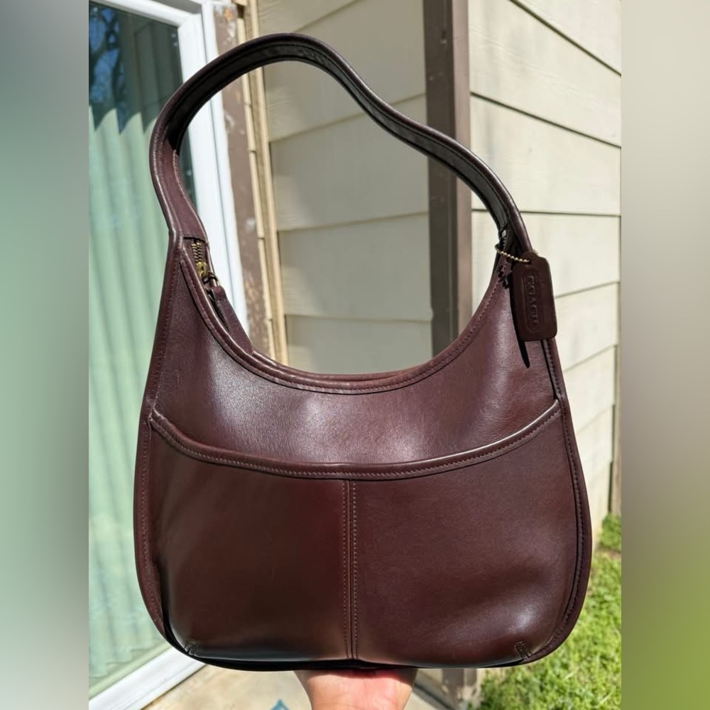 Vintage Coach Ergo 9033 Mahogany